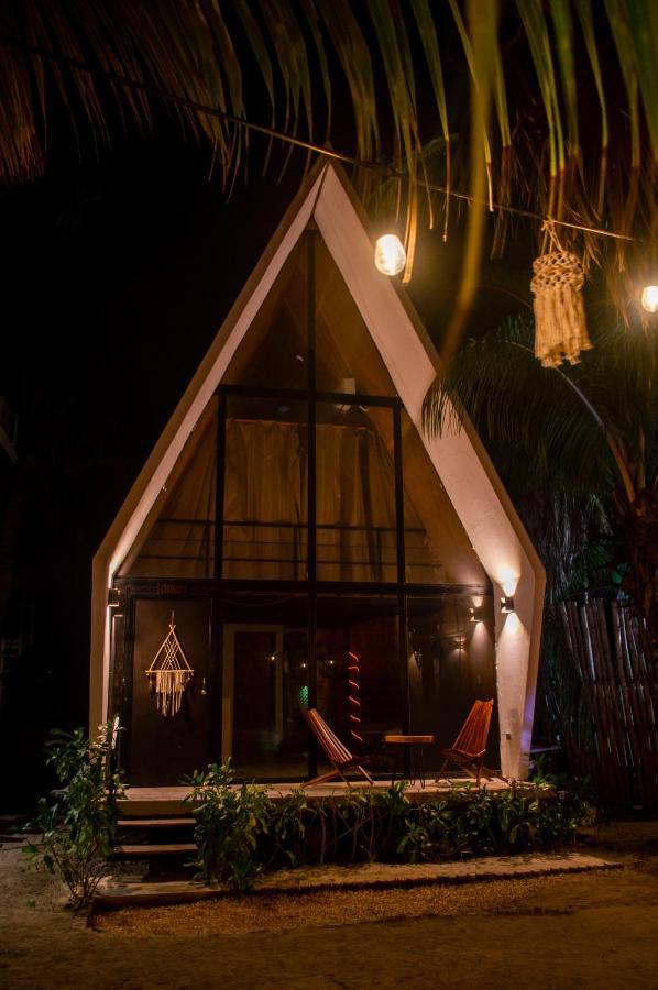 Xtambaa Cabins & Spa Only Adults El Cuyo Exterior foto